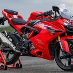भारतीय मार्केट में धूम मचाने लॉन्च हो रही है। TVS Apache RR 310 bike जिसमें आपको मिलेगा बाहुबली इंजन और ब्रांडेड फीचर्स मिलते